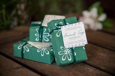 AVOCADO 'LAVENDER ROSE'