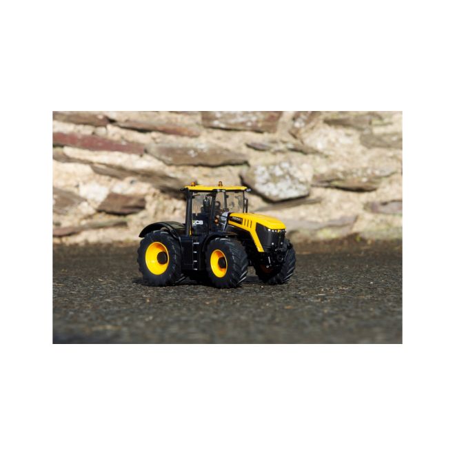 Britains JCB Fastrac 8330 - image 3